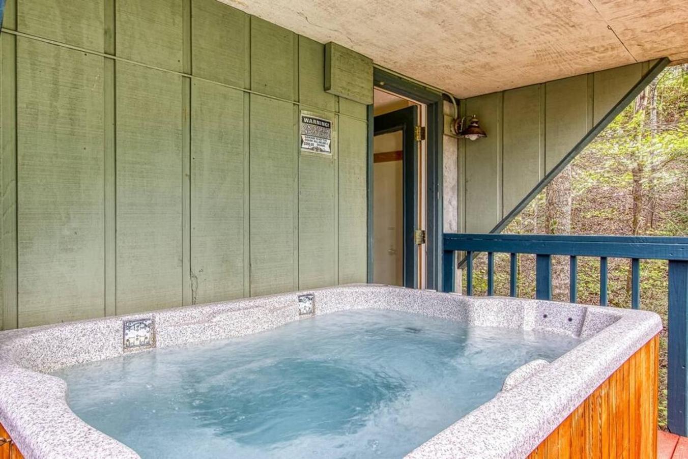 Peace, Serenity & Relaxation In The Smokies! 蓋特林堡 外观 照片